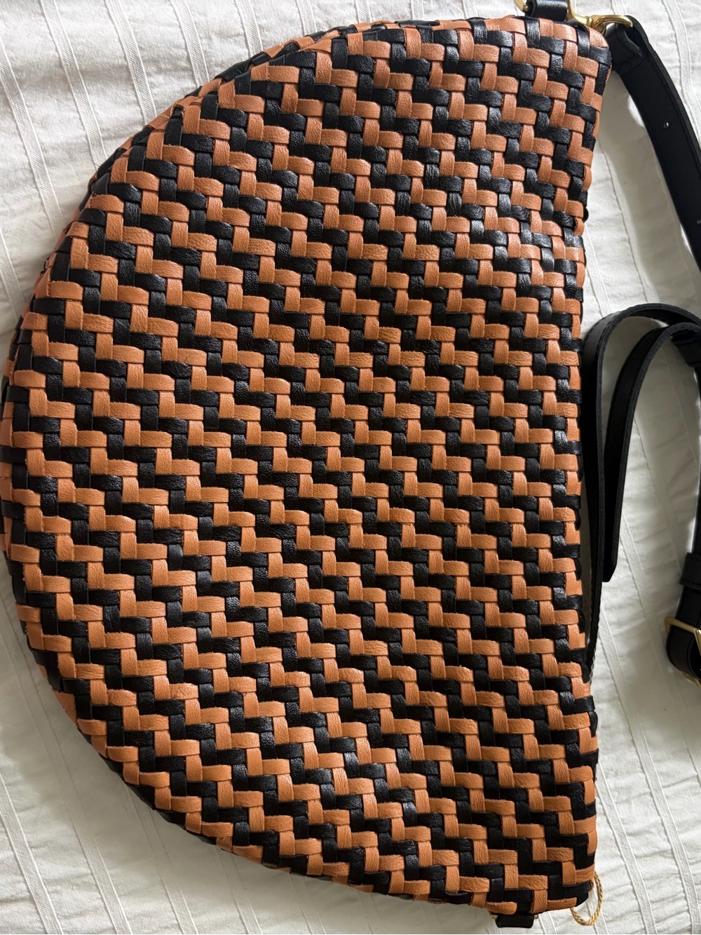 NWT Clare V Black and Tan Woven Leather Grande Fanny Crossbody - Picture 3 of 4